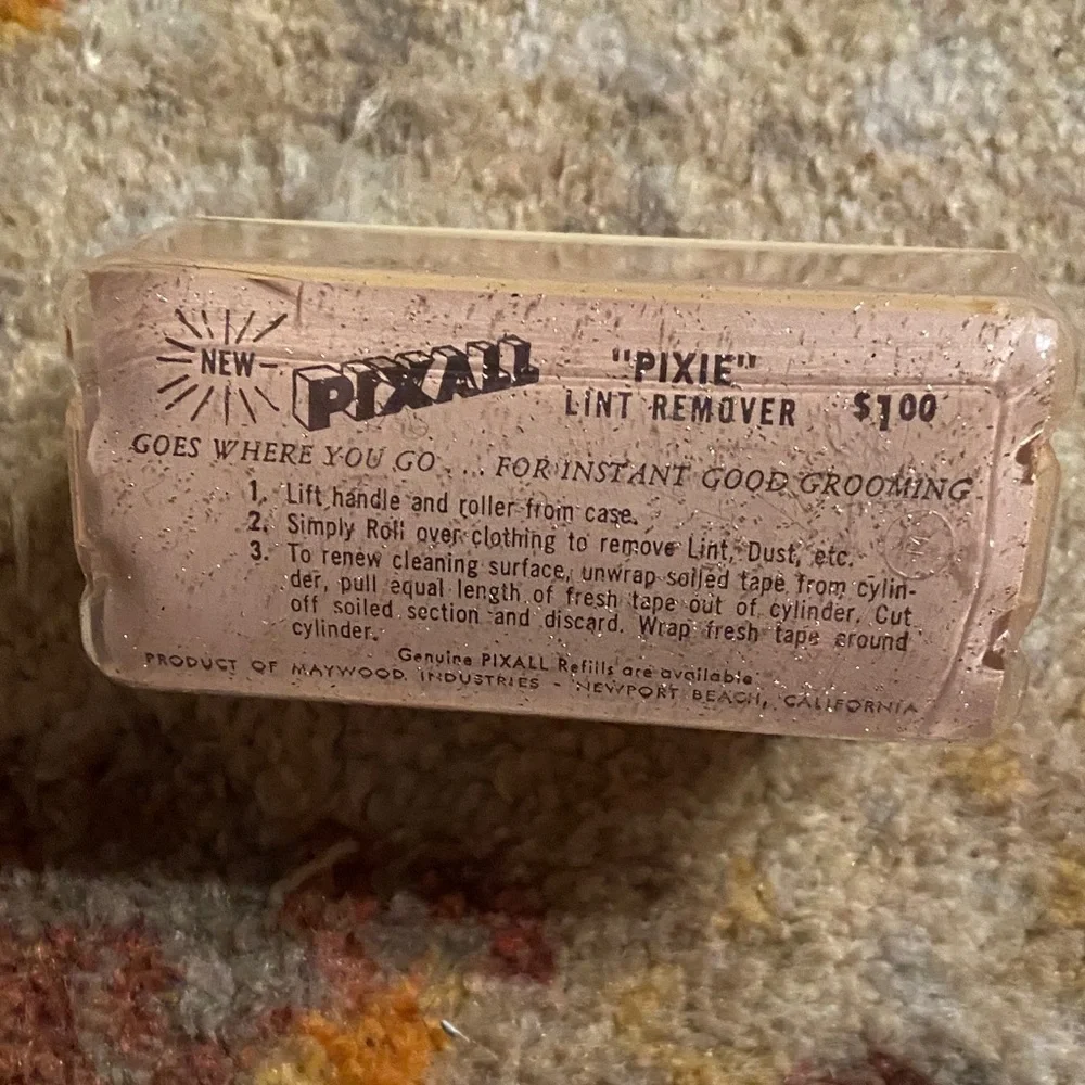 Vintage compact lint